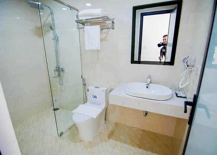Winds Bay Hotel Ha Long