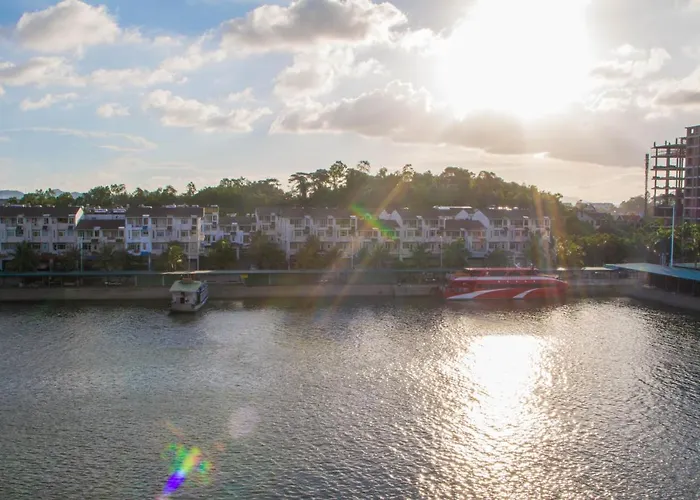 Winds Bay Ha Long